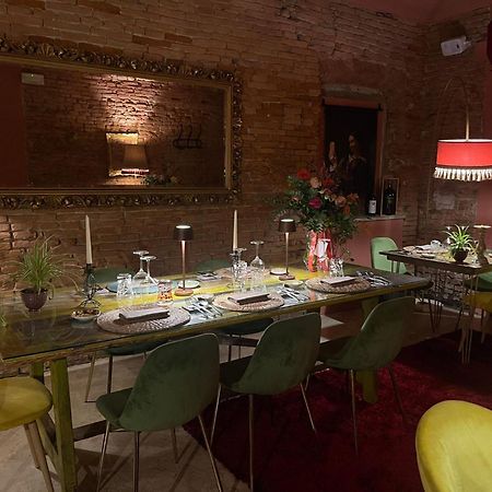 Art Suite Gallery - Tuscany - Medieval Town Close To Florence, Pisa, Lucca, Chianti Zone, Versilia Santa Maria a Monte Exterior foto